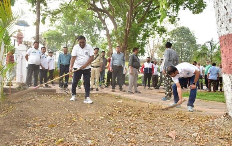 मेरा घर, मेरा दफ्तर अभियान से शासकीय कार्यालयों में साफ-सफाई  अभियान