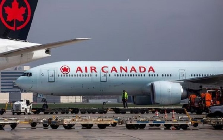 Air Canada Flight : केबिन का दरवाजा खोलाकर 1 यात्री ने फ्लाइट के टेक ऑफ से पहले लगा दी छलांग