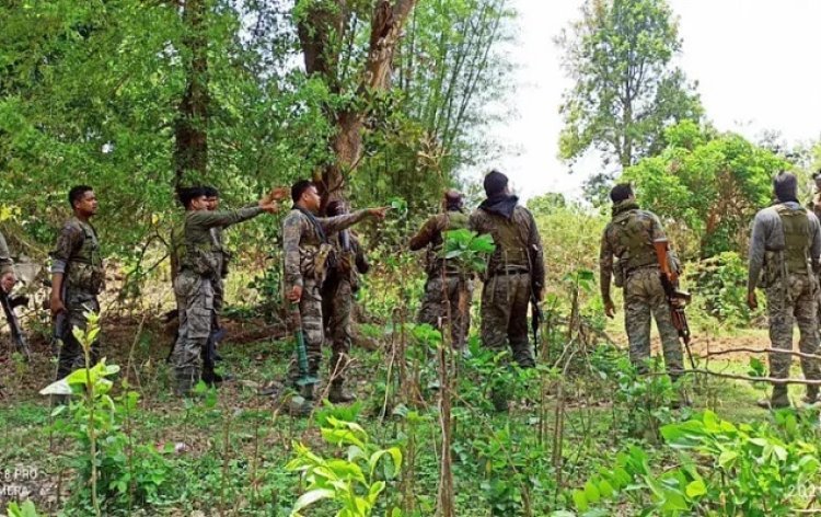 NAXALITE : IED ब्लास्ट में CRPF का जवान घायल