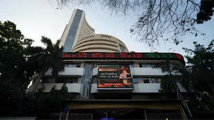 Share Market : शेयर बाजार में गिरावट, सेंसेक्स 81 हजार से नीचे..