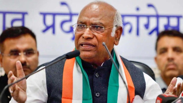 केंद्र सरकार पर Mallikarjun Kharge ने बोला हमला..