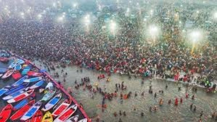 Mahakumbh 2025: महाकुंभ में इंफोसिस की मालकिन सुधा मूर्ति भी पहुंचीं..